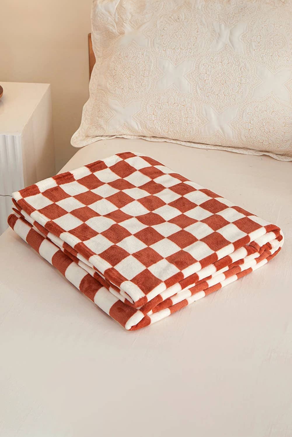 Checkerboard Printed Soft Throw Blanket