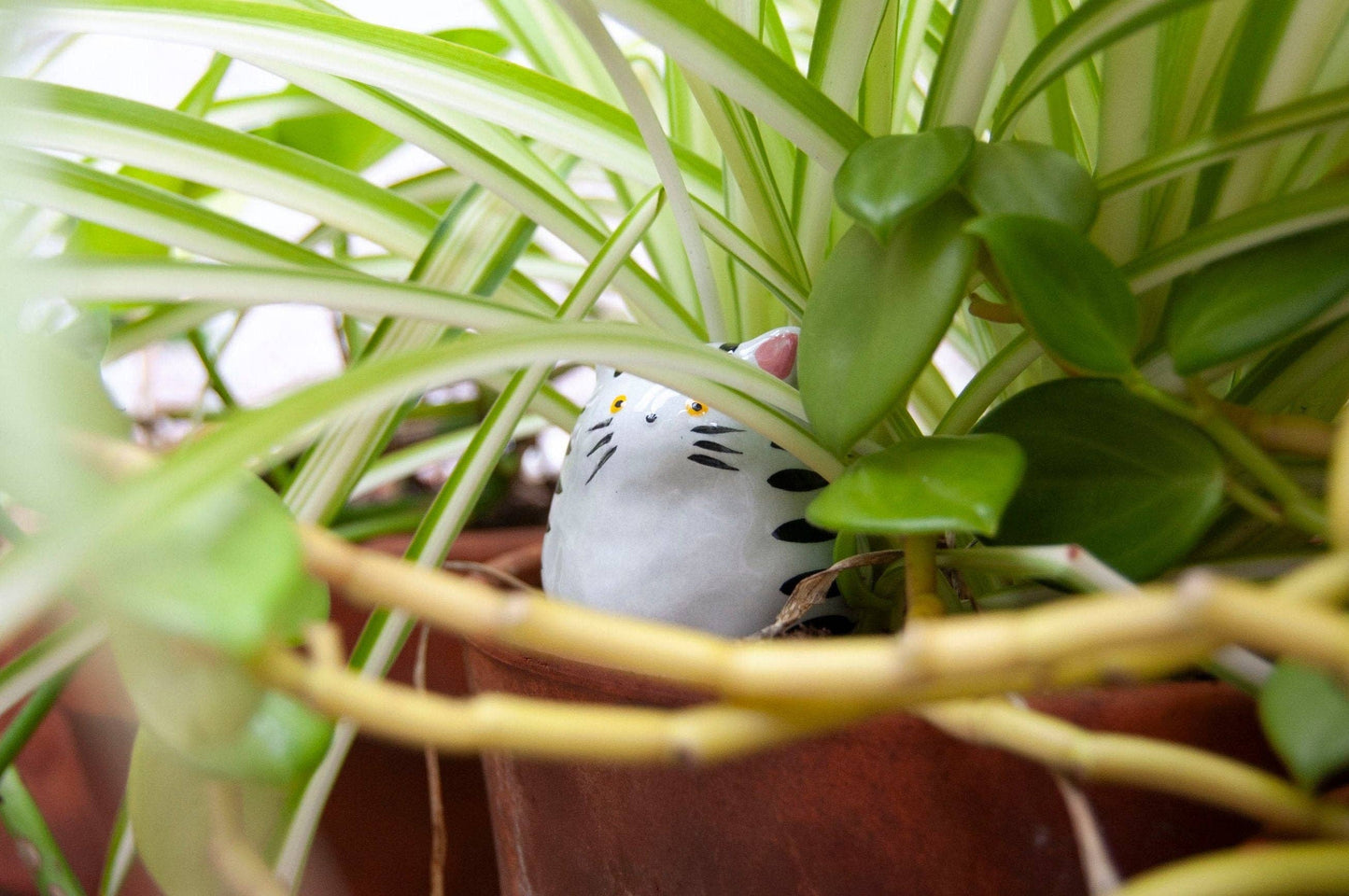 Stoneware Cat (Grey Tabby/Calico/Tan Tabby)